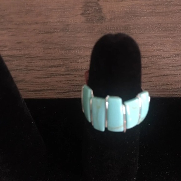 Sterling Silver Ring with turquoise stones size 5 - Picture 5 of 7